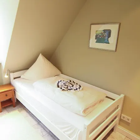 Nyaraló Ferienhaus-oene *
